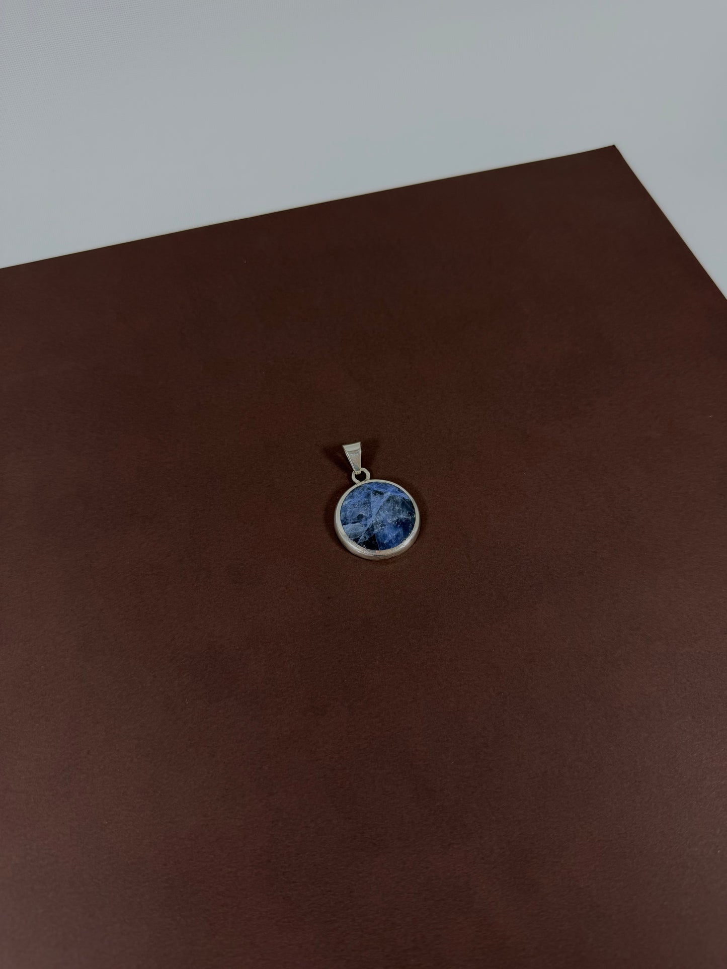 Sterling silver blue lapis pendant